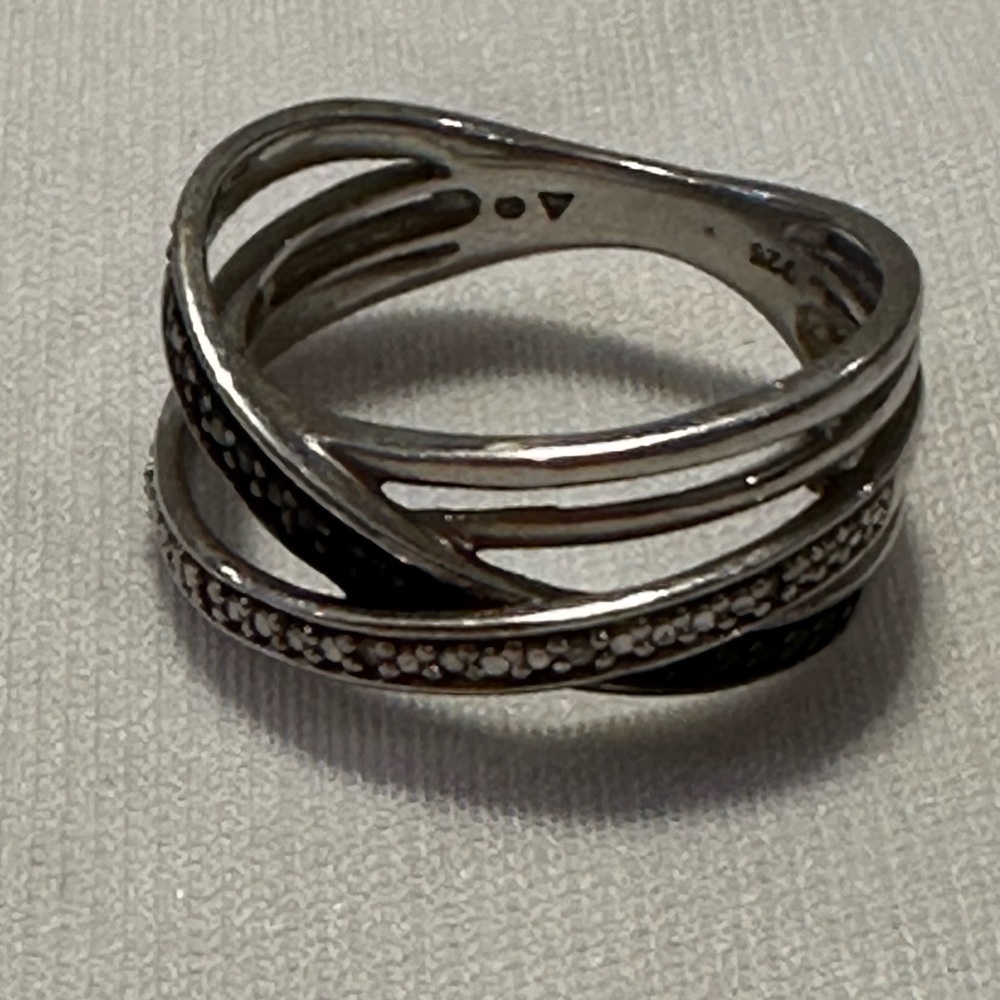 Black and White sterling silver ring